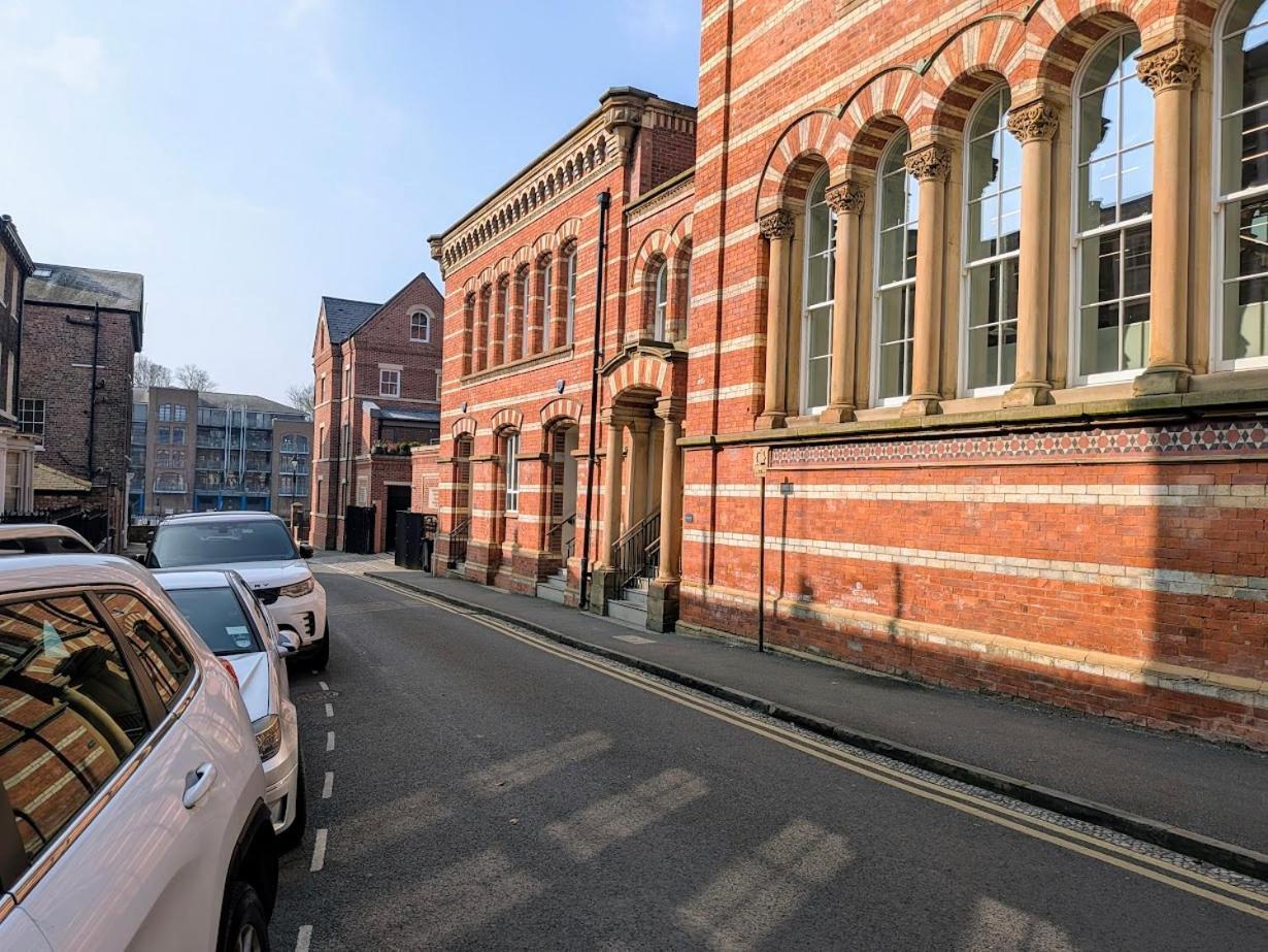 The Old Fire Station Luxury Apartment York Esterno foto