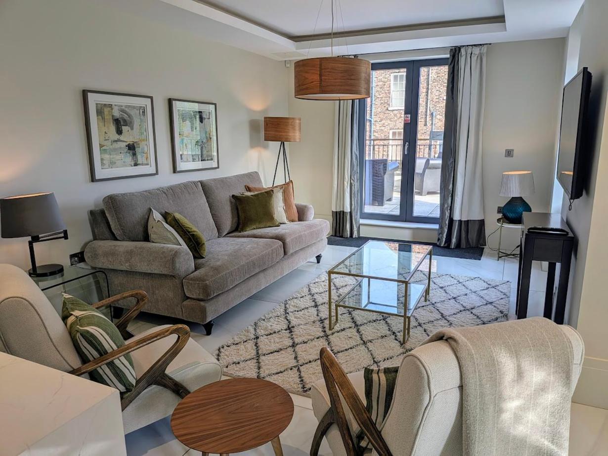 The Old Fire Station Luxury Apartment York Esterno foto